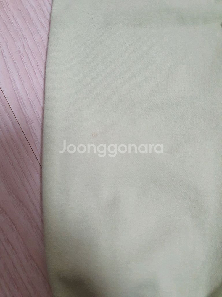 여아옷120)모이몰른청바지120+휠라키즈티셔츠 등 일괄--9