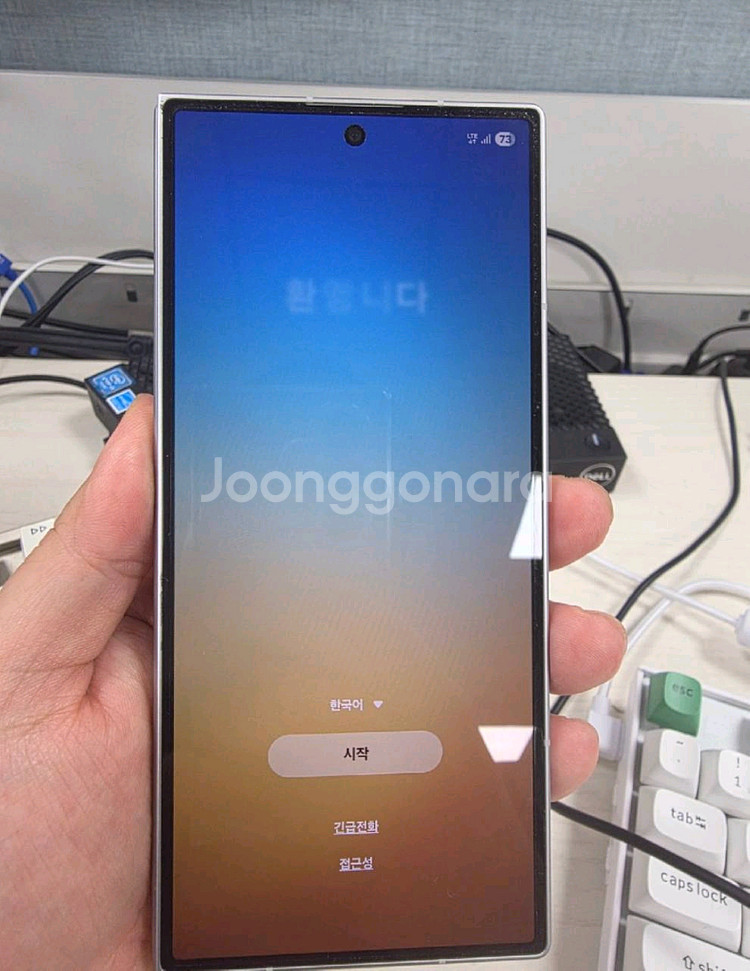 갤럭시 폴드7 512GB 실버 자급제 1개월 사용--3