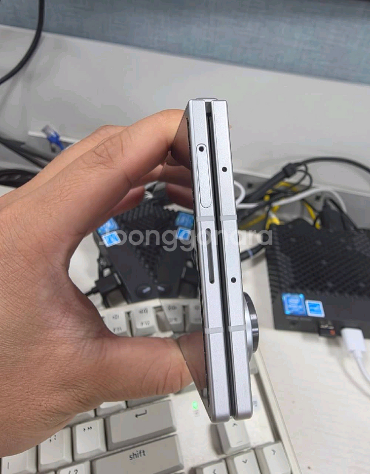 갤럭시 폴드7 512GB 실버 자급제 1개월 사용--5