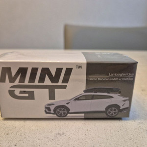 미니지티 람보르기니 우르스 화이트