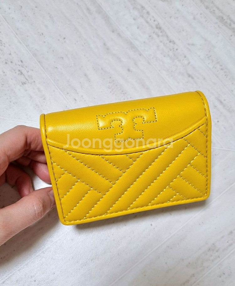 [새상품] 토리버치 알렉사 미니 월렛--1