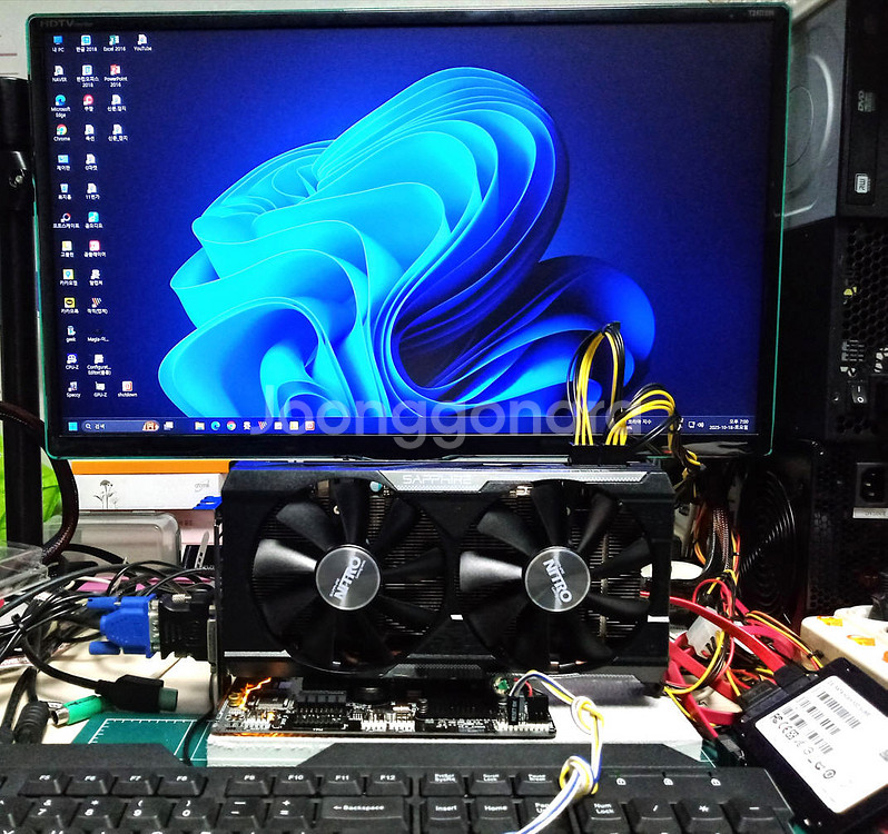 라데온 R9 380 4GB 사파이어 그래픽(택포)--7