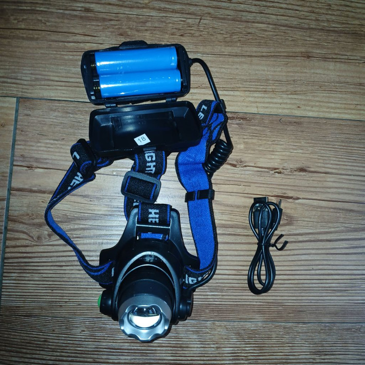 새상품/T6LED 충전식 해드렌턴 18650(2개포함)--6