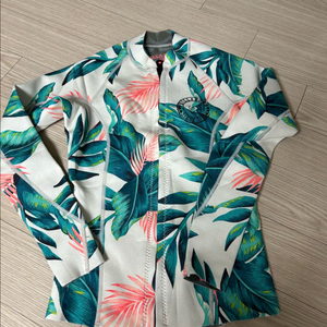 빌라봉 래쉬가드 슈트 수영복