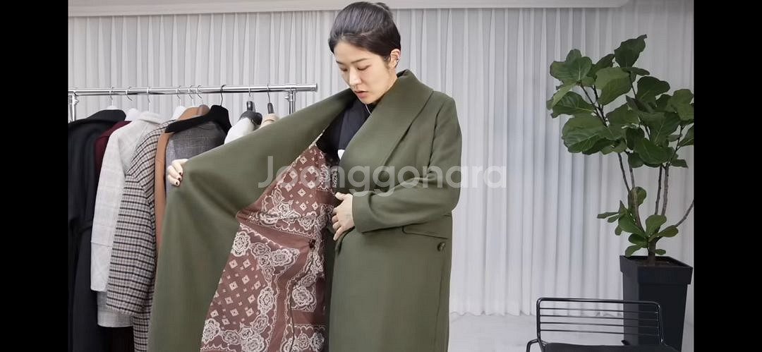 골든구스 롱코트--5