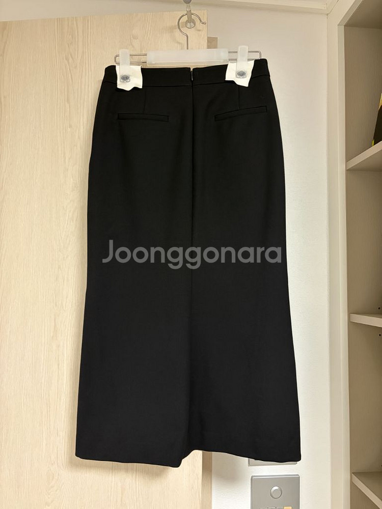 아레스엠 슬릿 스커트 블랙 스몰--2