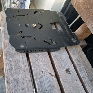 오토바이 짐 받침대