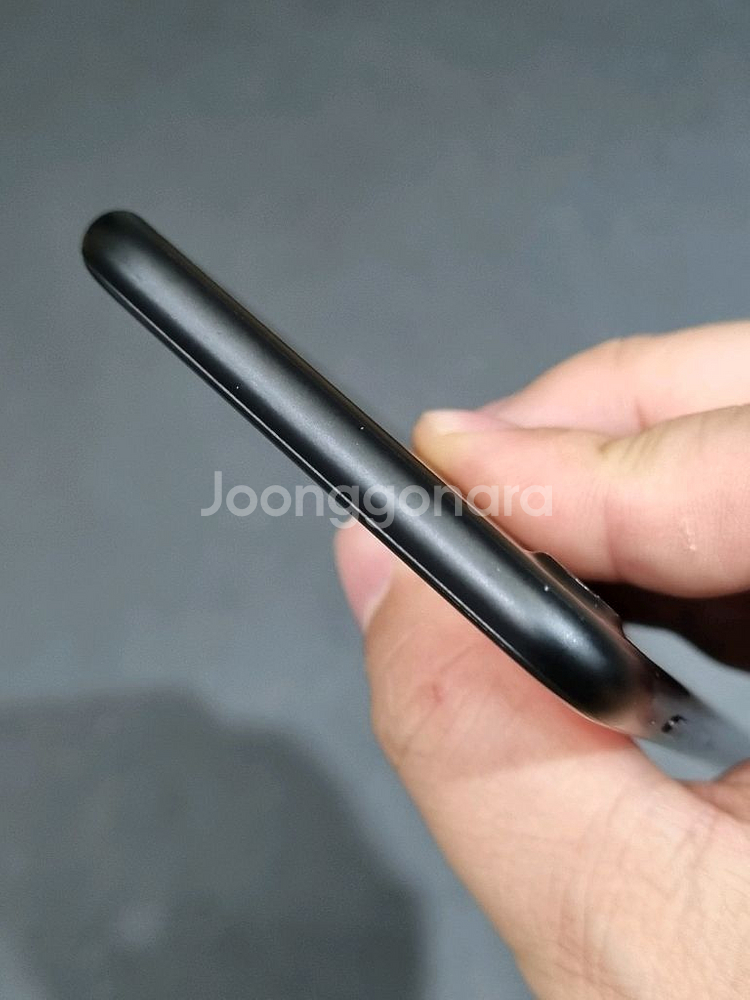 아이폰7 32GB 블랙 배터리 100%--4
