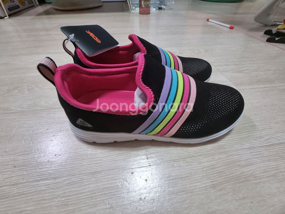 르까프 운동화 235 새거--0