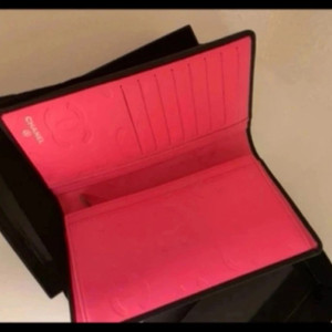 샤넬깜봉 장지갑 새상품