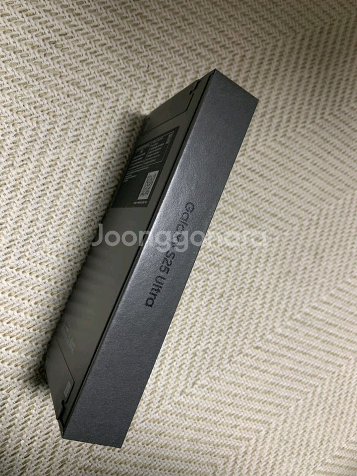 갤럭시s25 울트라 자급제 미개봉 팝니다--1
