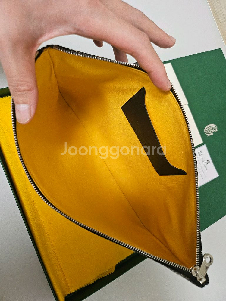 ㆍ급처 구매7일된제품. 고야드 세나 클러치MM--6