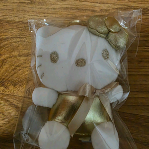 헬로키티 골드하트 키링(13cm)