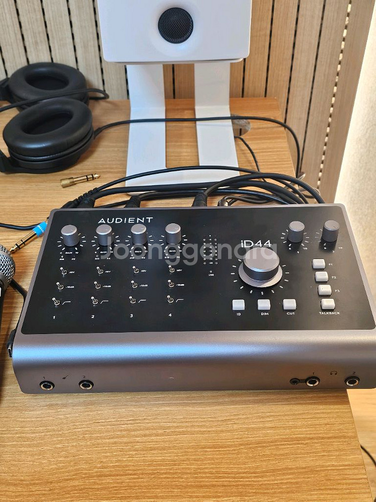 오디언트 id44 mk2 오디오 인터페이스--0