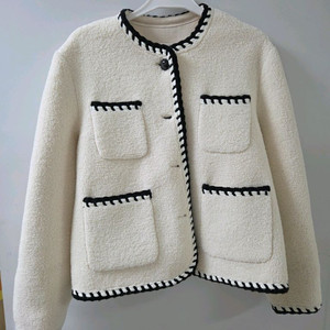 온앤온 양털 자켓