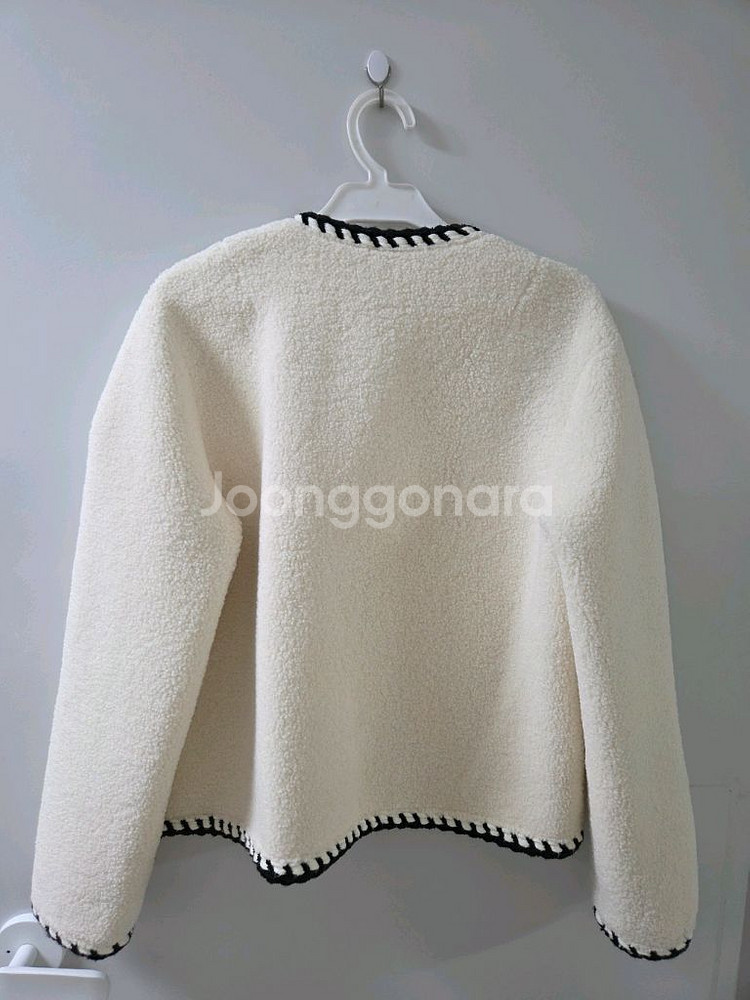 온앤온 양털 자켓--1