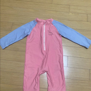 유아 래쉬가드