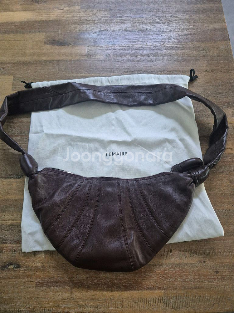 르메르 크루아상백 스몰 다크 초콜릿--0