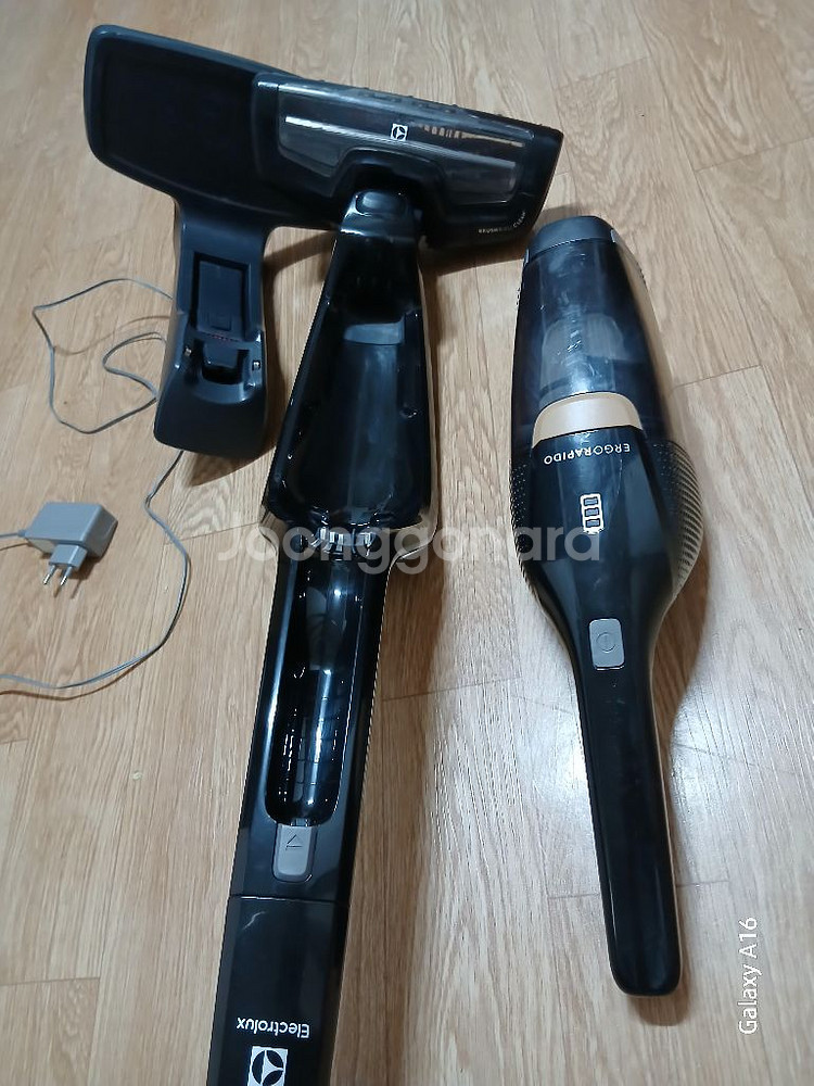 일렉트로룩스 무선청소기--1