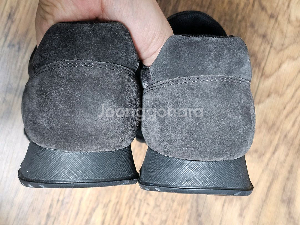 프라다 스니커즈 5.5 / 부테로 빈치 스웨이드 39--8