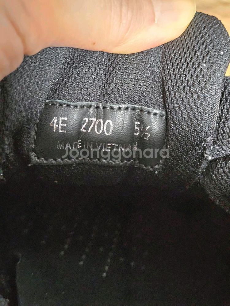 프라다 스니커즈 5.5 / 부테로 빈치 스웨이드 39--9