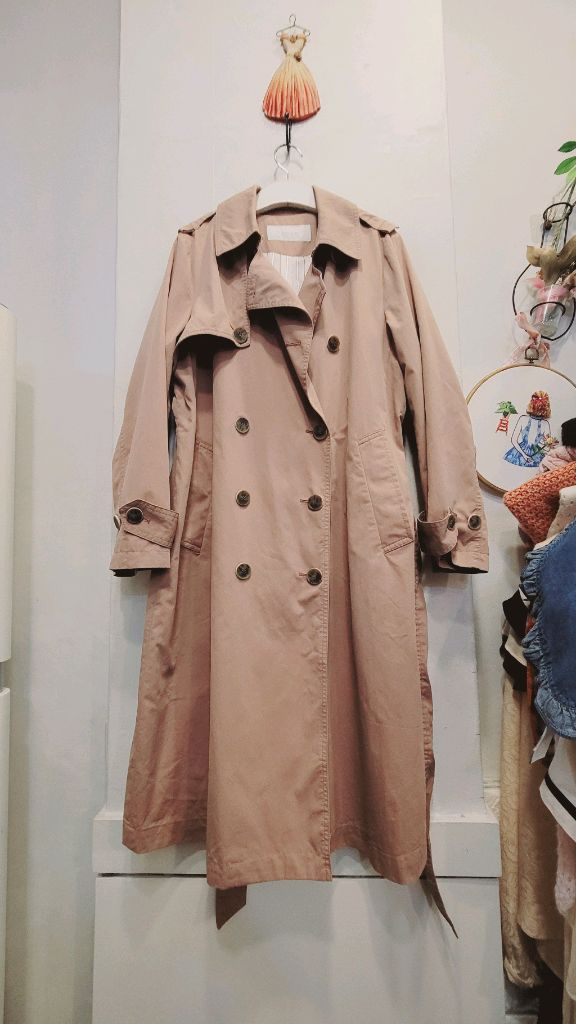 타하리 트렌치코트--5