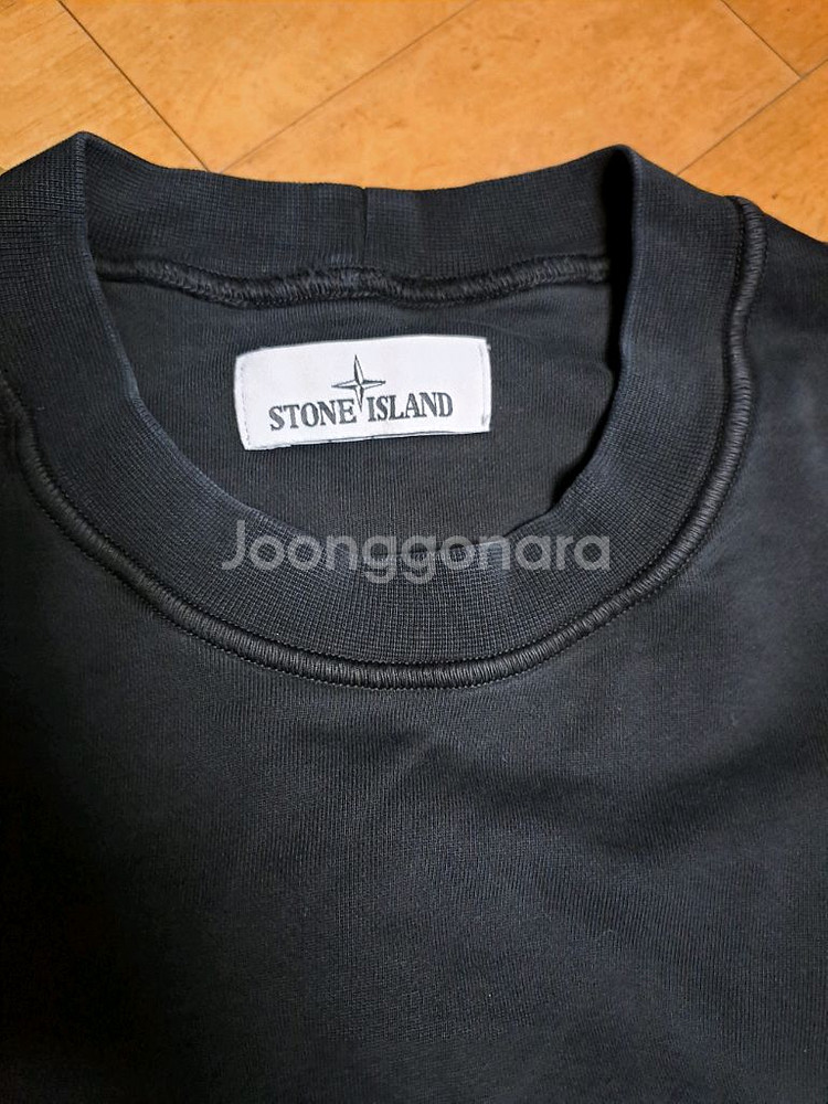 스톤아일랜드 블랙 맨투맨 M사이즈--1