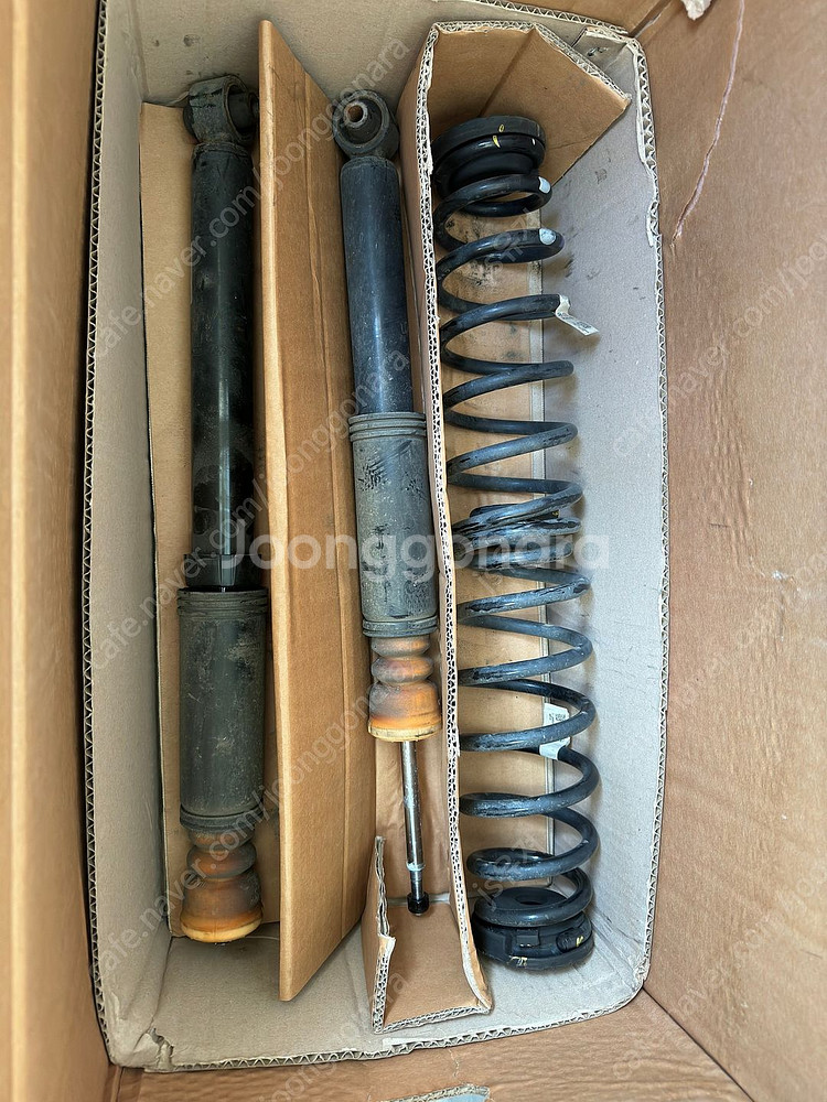 벨로스터 js 순정 쇼바 2-3만 키로--1