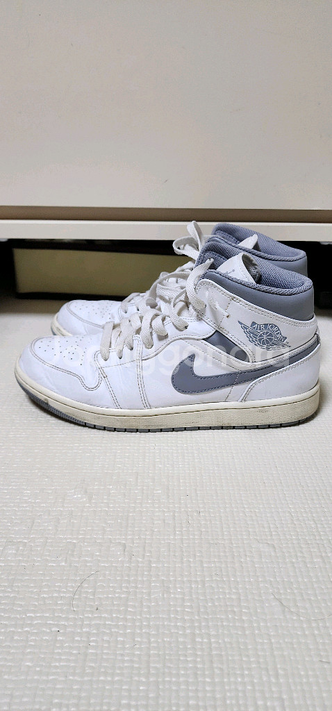 나이키 에어조던 미드 화이트--2