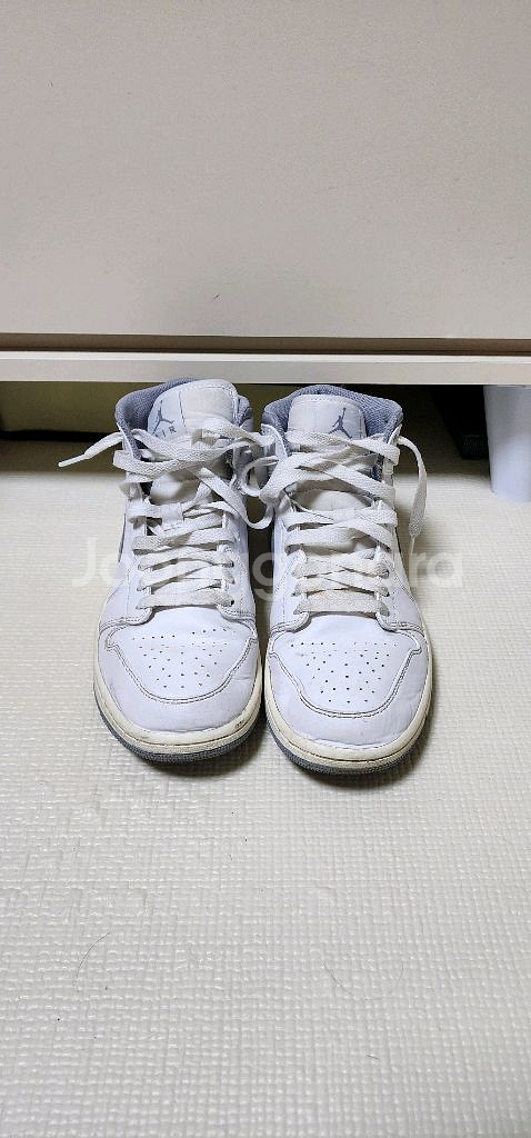 나이키 에어조던 미드 화이트--1