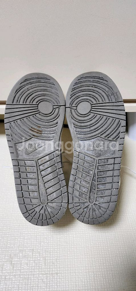 나이키 에어조던 미드 화이트--4