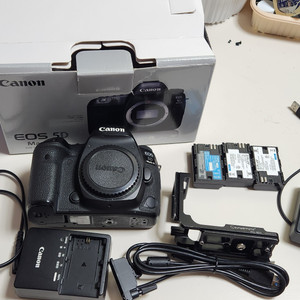 [캐논정품] 5d mark4 , 24-70L ii
