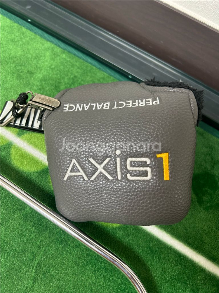 Axis1 tour HM 34인치 제로토크 퍼터--6