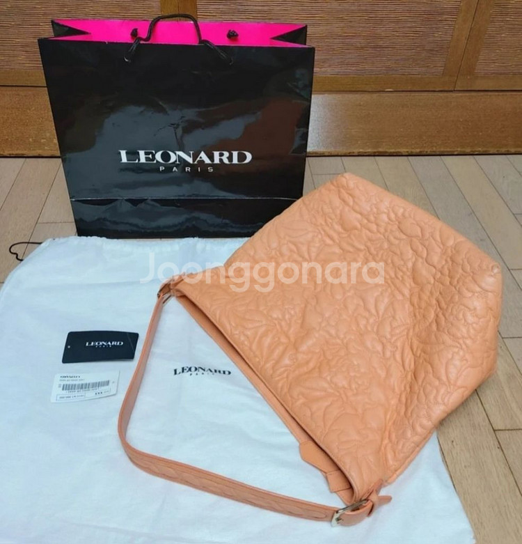 [정품] 레오나드 퀼팅 가죽 숄더백--0