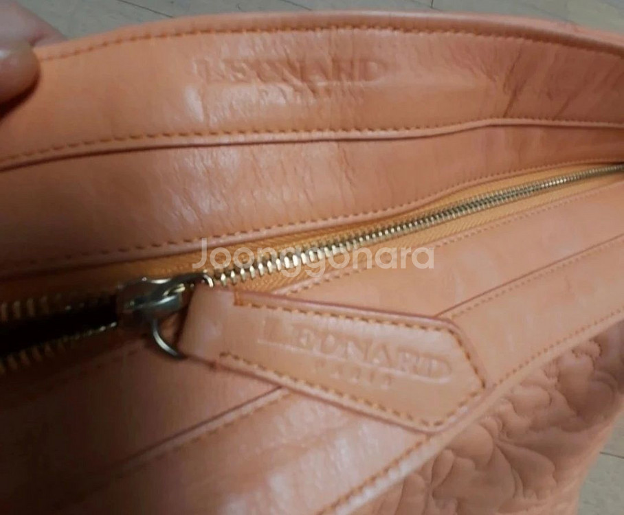 [정품] 레오나드 퀼팅 가죽 숄더백--5