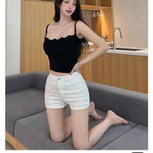 카인다미 화이트 골반볼륨업 숏팬츠