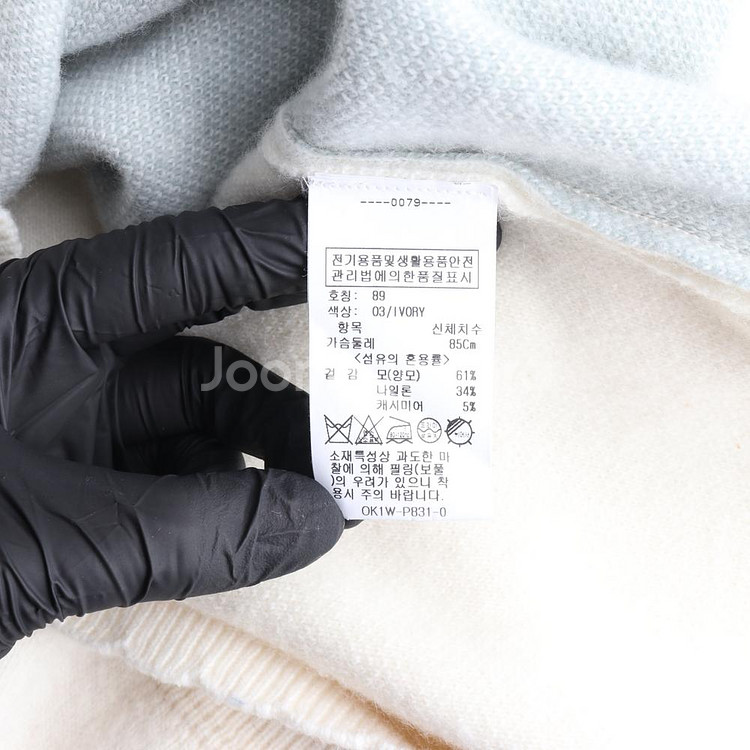 [M]올리브데올리브 울캐시미어 아이보리 숏 크롭 니트--5