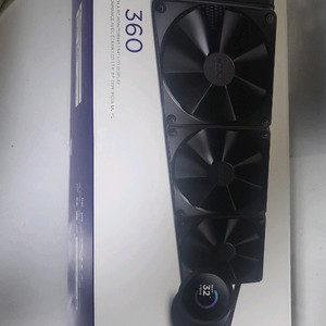 NZXT 크라켄 360 쿨러