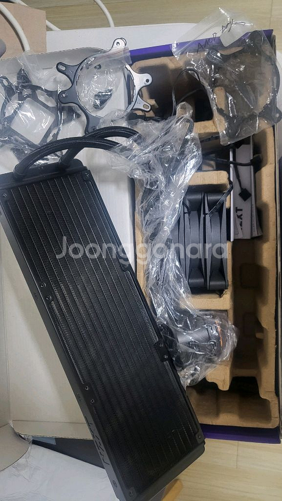 NZXT 크라켄 360 쿨러--2