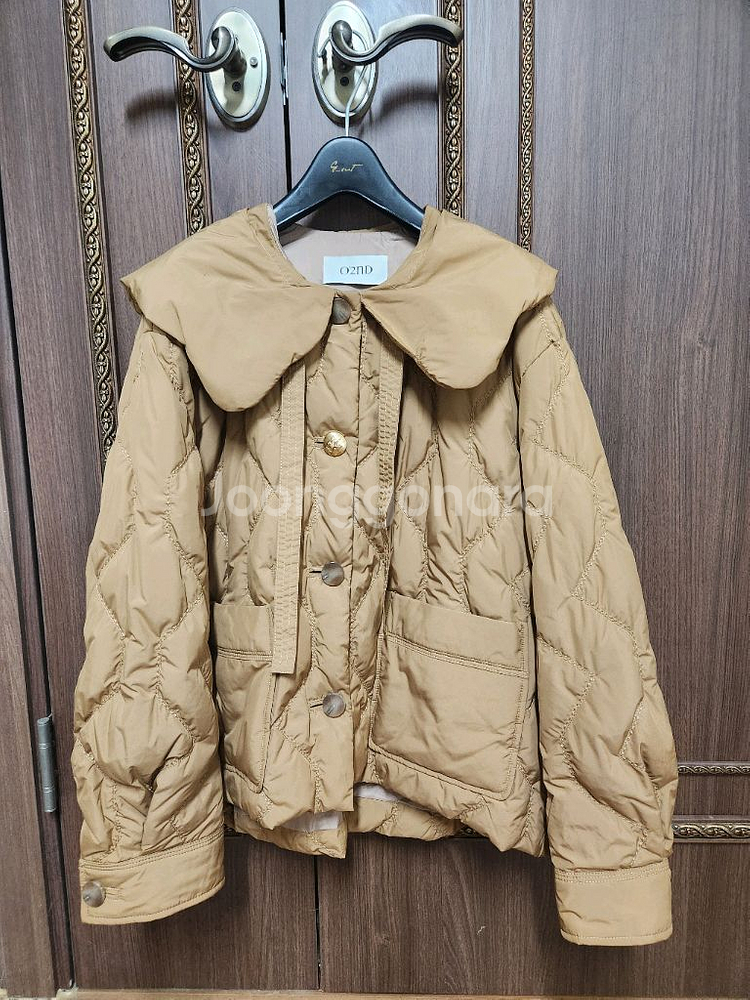 오즈세컨 퀼티드 칼라 구스다운--4