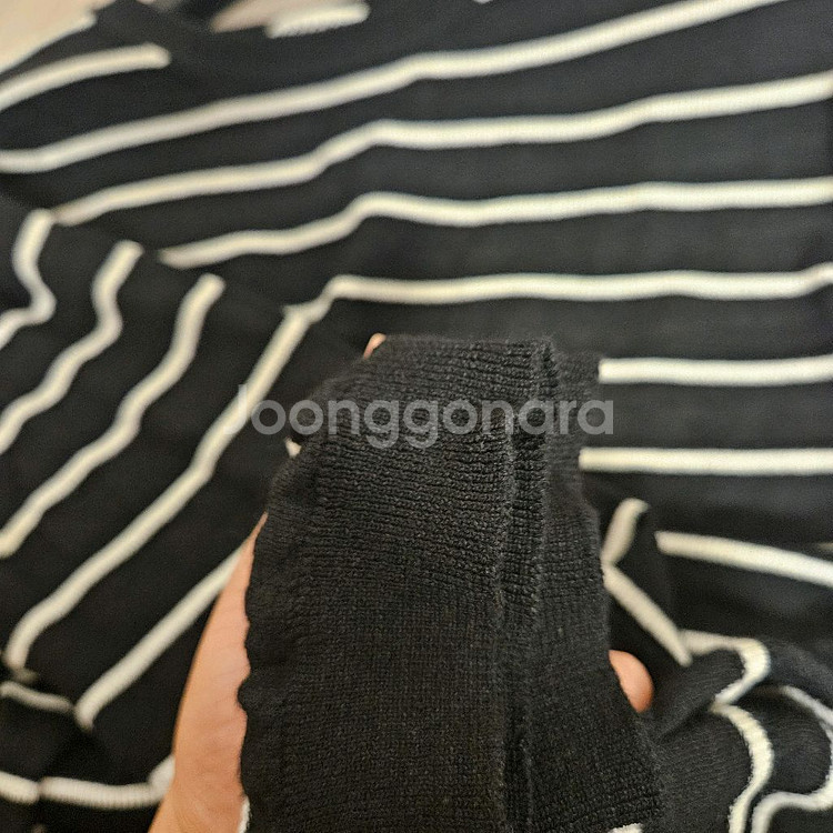 더캐시미어 스트라이프 니트--2