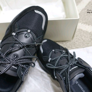 앤더슨벨 러너 블랙 235 새상품