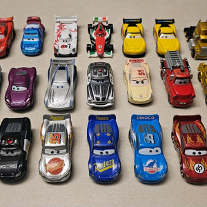 디즈니 카 라이트닝 맥퀸 (토미카 B)