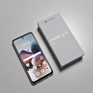 모토로라 G56 5G 폰 입니다.