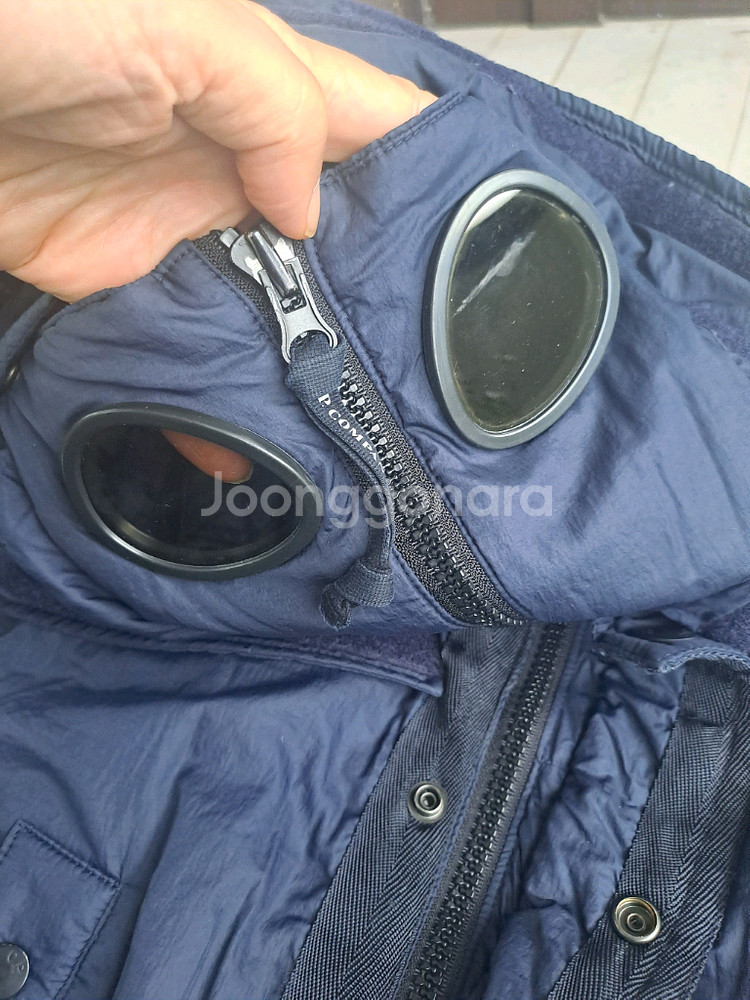 cp컴퍼니고글후드패딩--1