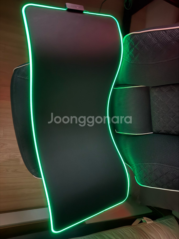 레이저 스트라이더 크로마 RGB 장패드 팝니다--0