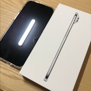 아이폰에어 256기가 자급제 풀박스 팝니다