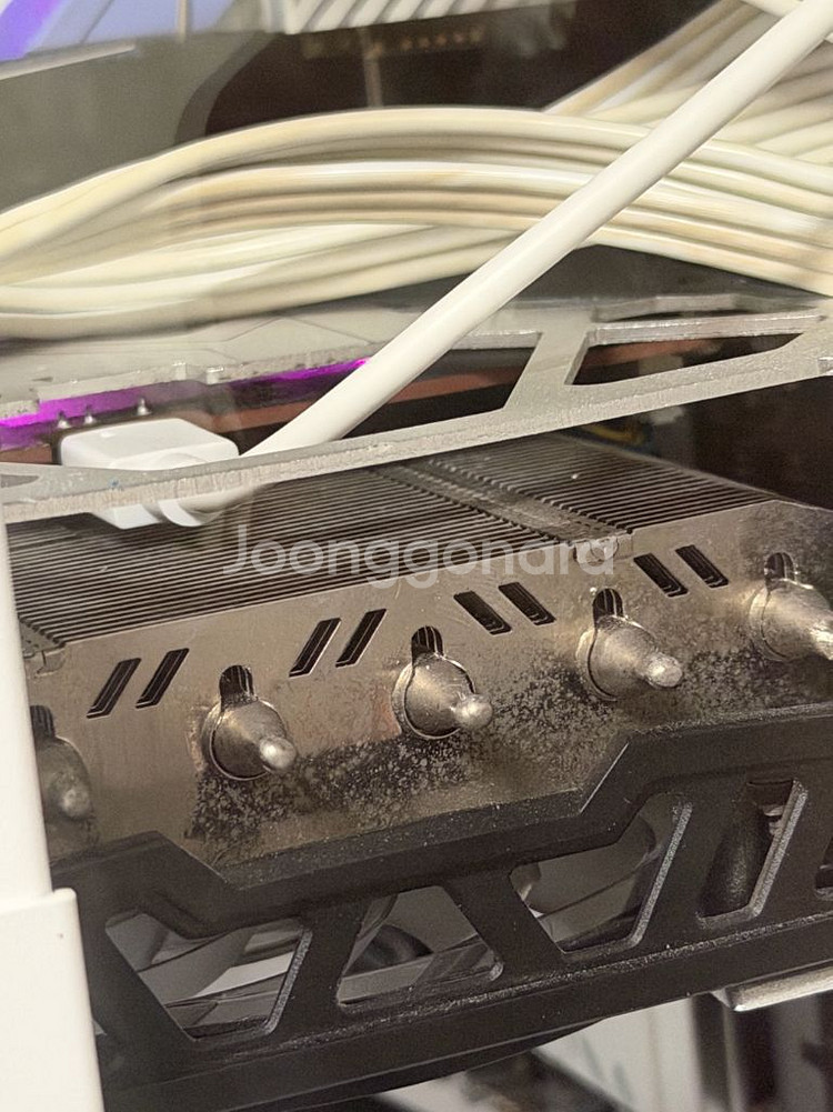 (상자o) 라데온 rx6800xt 니트로+스페셜 에디션--5