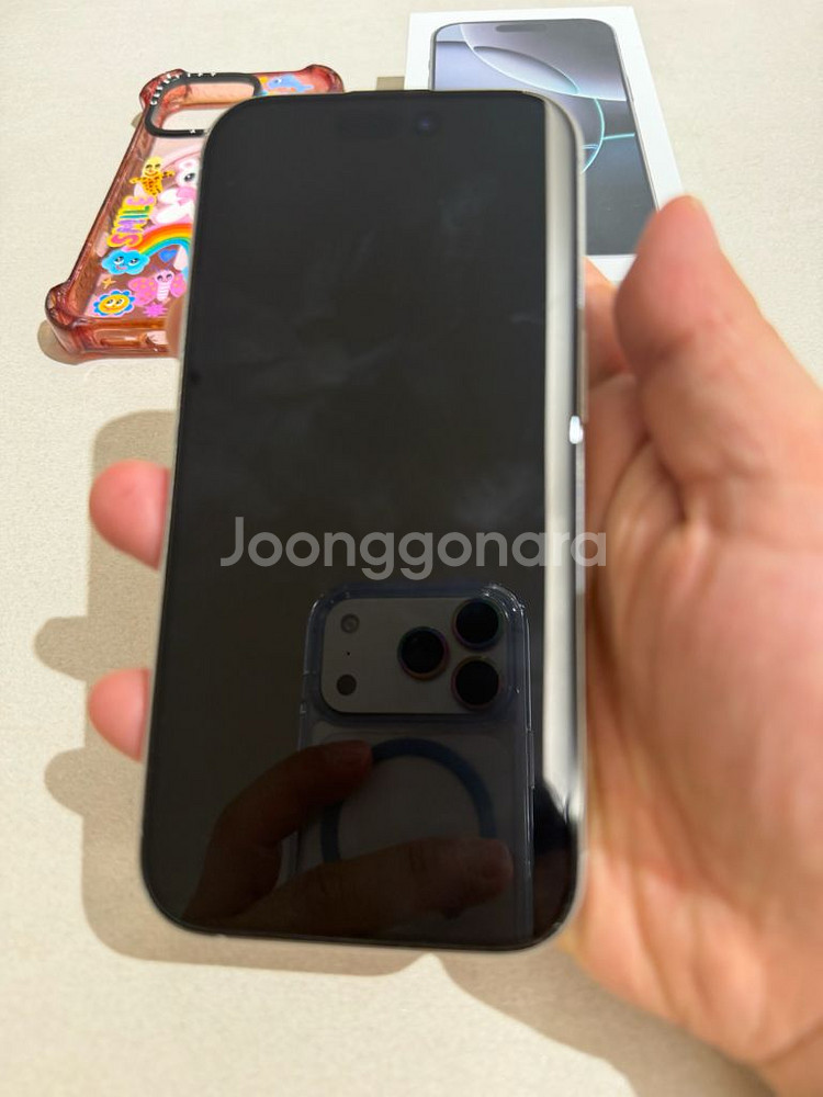 아이폰 16 Pro 화이트 256g 팝니다--9