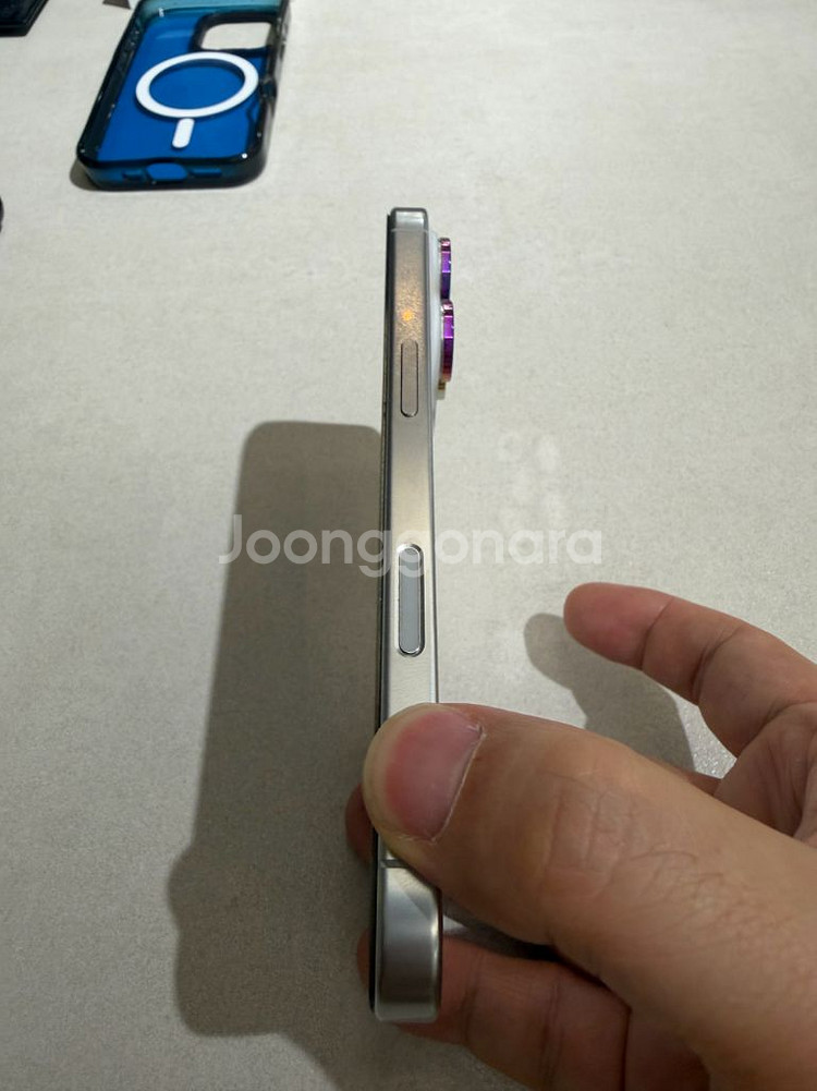 아이폰 16 Pro 화이트 256g 팝니다--2